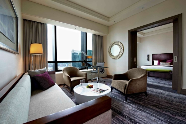 Carlton City Hotel